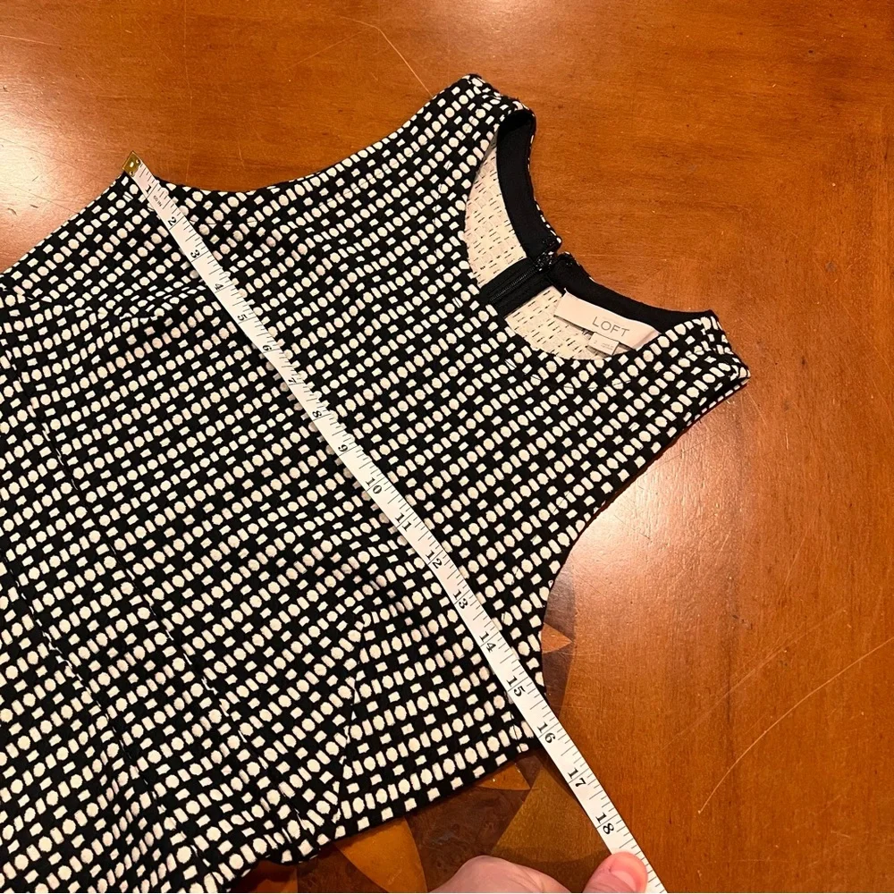 NEW $80 Ann Taylor LOFT Sleeveless Knee-Length Fit & Flare Dress Black Geo Print - Picture 13 of 16
